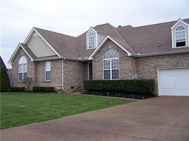 1st image of 2404 Mercer Ct
