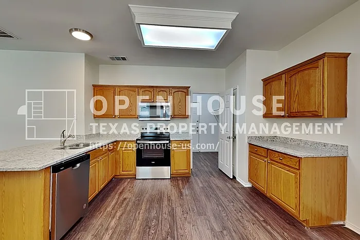 10005 Chadbourne Rd — Photo 6