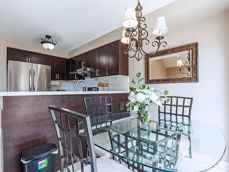 1 Ripley Cres — Photo 10