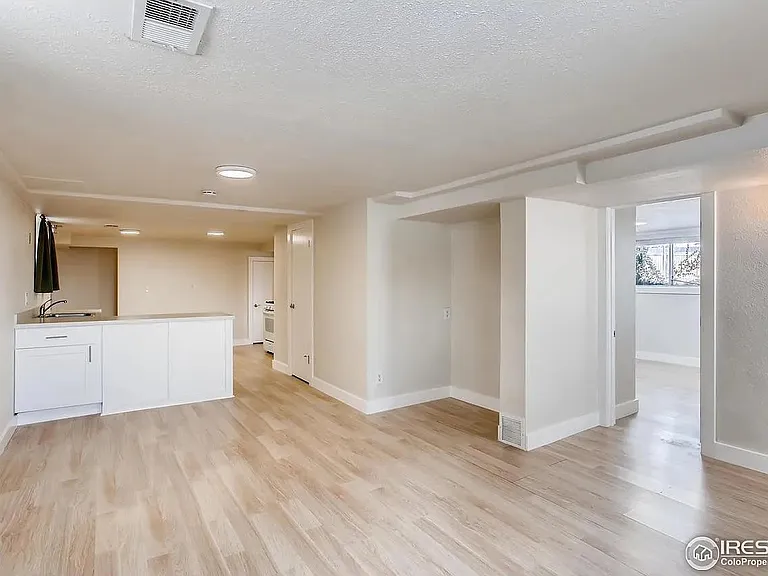 199 Sierra Vista Dr #BASEMENT — Photo 6