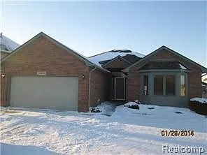 36743 Maple Leaf Dr photo 1