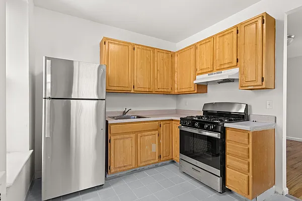 Sold by Compass | media 6