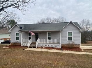 3507 Hilltop Cir, Trussville, AL 35173