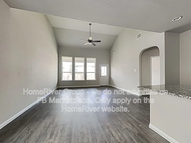 4329 McGregor Bluff Ln — Photo 3