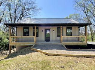 820 Foxspring Ave, Flemingsburg, KY
