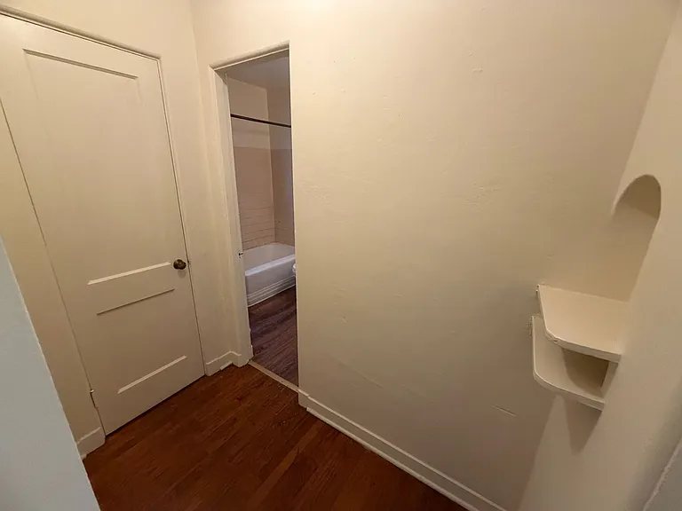 1115 Dr Martin Luther King Jr Ave NE — Photo 6