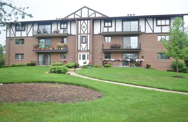 1st image of 11018 Theresa Cir #3C
