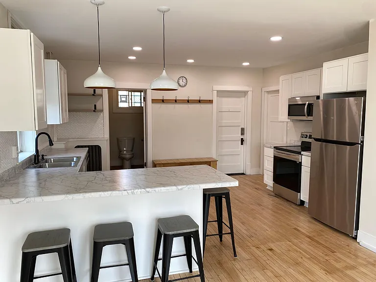 1301 W Quincy St #1 — Photo 4