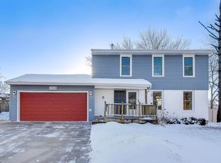 20116 S Greenfield Ln, Frankfort, IL 60423