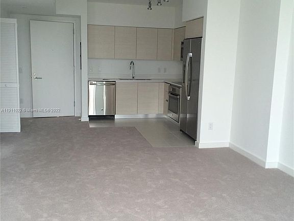 3rd image of 4250 Biscayne Blvd APT 1014