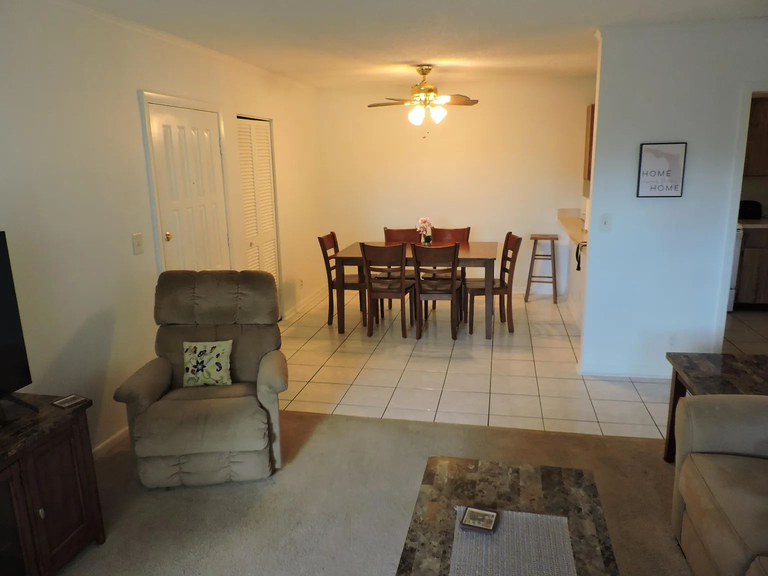 2 bed, 2.0 bath, 1000 sqft, $2,100 — Photo 4