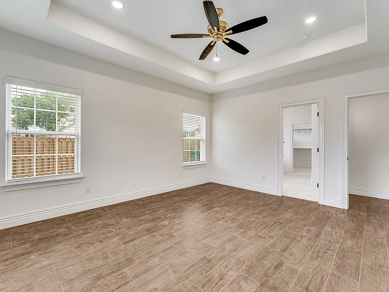 1100 Brandon Way — Photo 11
