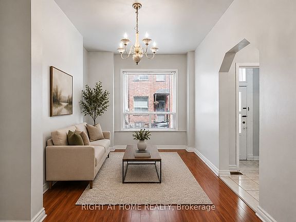 5th image of 7 Andrews Ave