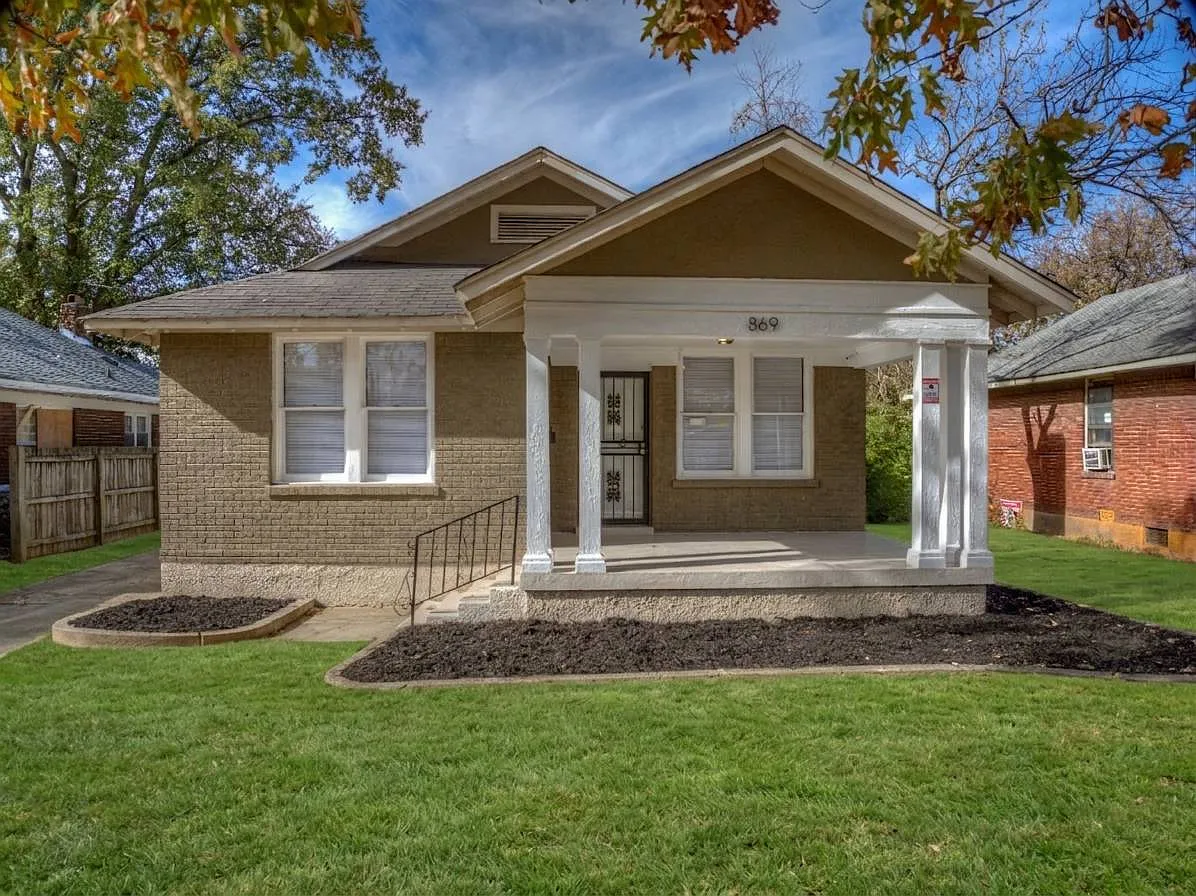 3 bed, 1607 sqft, $1,795 — Photo 1