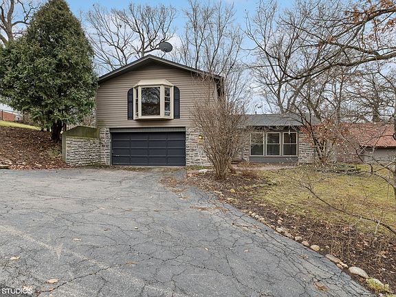 2nd image of 804 Greenwood Ave