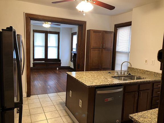3rd image of 112-114 E 16th Ave