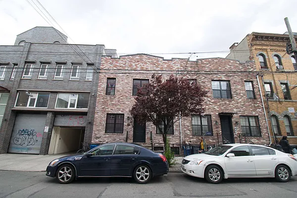 Rented by Urban Pads | media 25