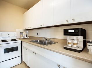 555 River Avenue, Winnipeg, MB R3L 0E3