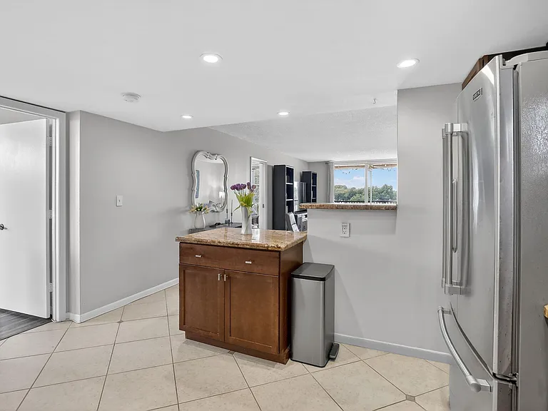 3001 W Rolling Hills Cir #501 — Photo 8