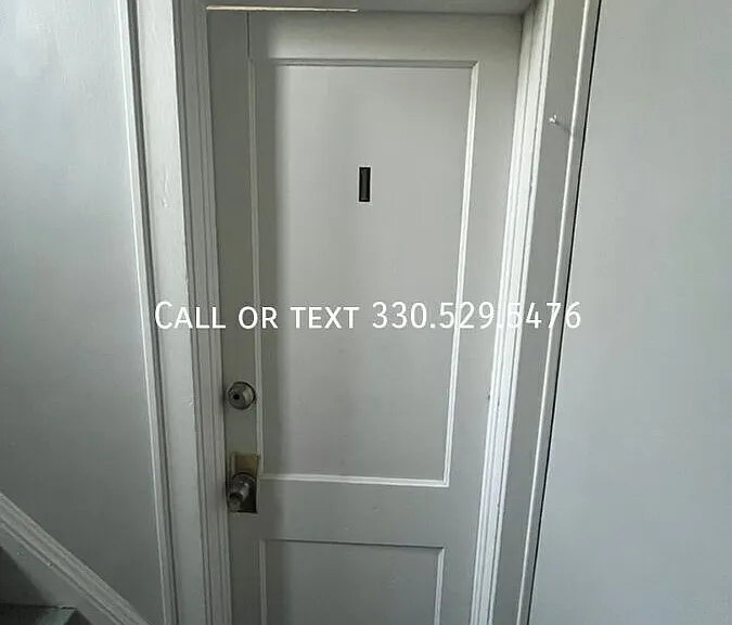 724 Crosby St #1 — Photo 2