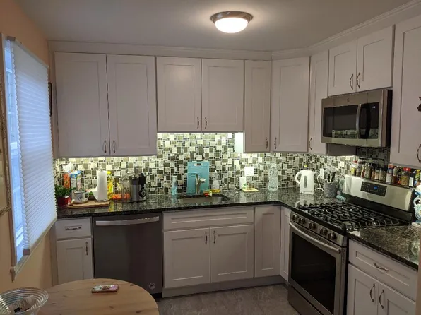 23-12 Howard Ave, Fair Lawn, NJ 07410