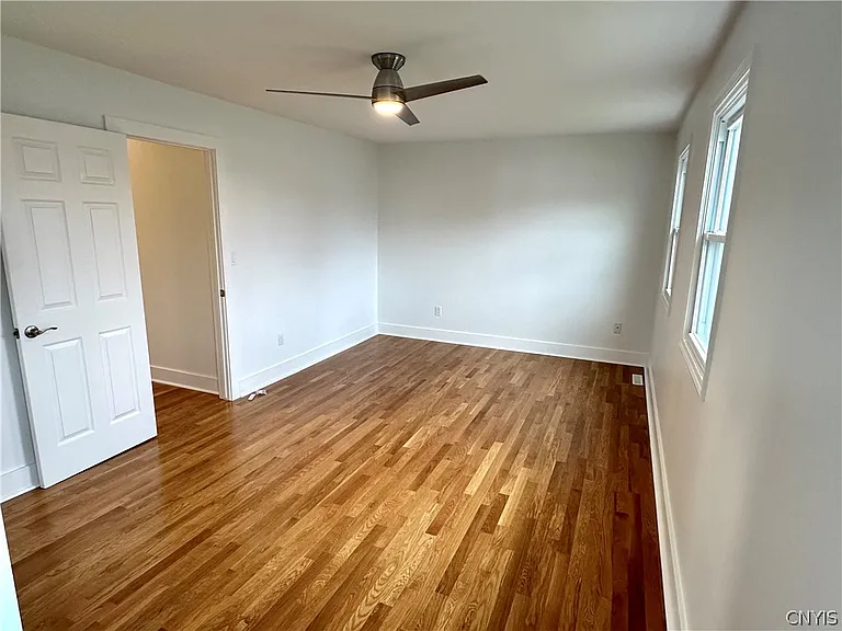 8662 Bayview Dr — Photo 22