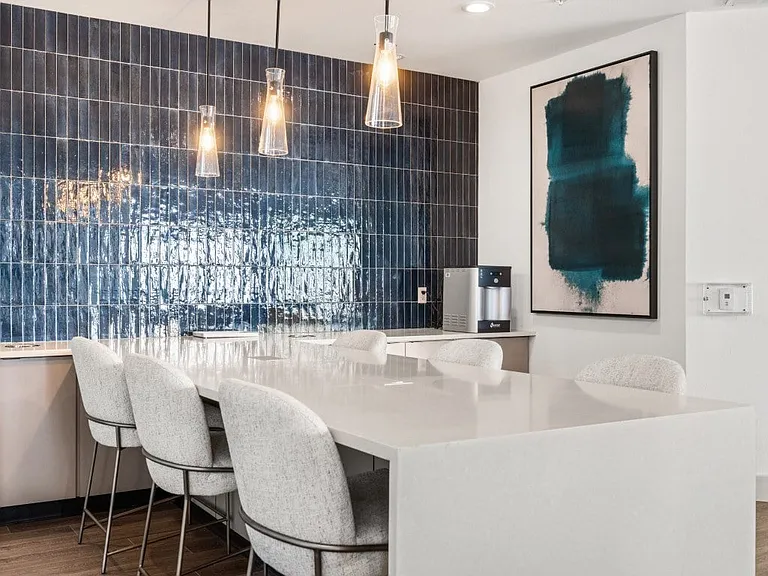 Maple District Lofts — Photo 35