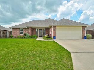 2115 Timbers Blvd, Shawnee, OK 74804