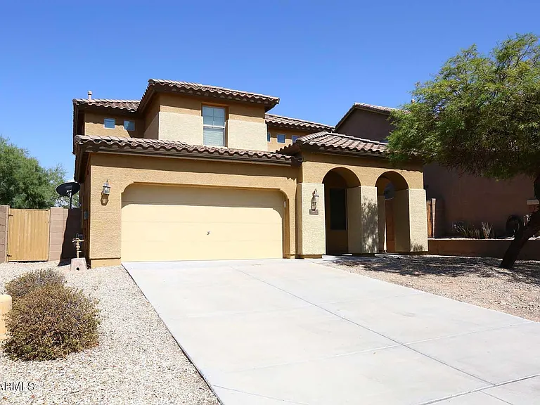 7062 W Andrew Ln — Photo 1