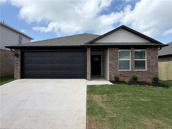 618 S Neon Ave, Fayetteville, AR 72704