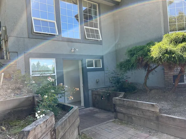 (undisclosed Address), Surrey, BC V4P 2H6