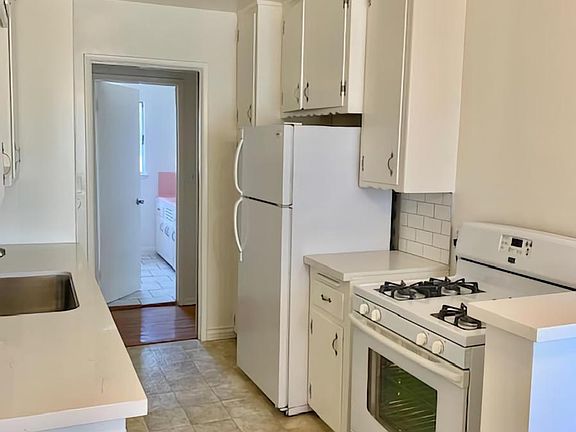 3rd image of 3037 E 4th St #6-3037-06