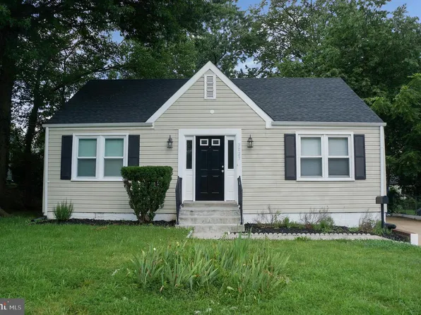 3027 Wayne Rd, Falls Church, VA 22042