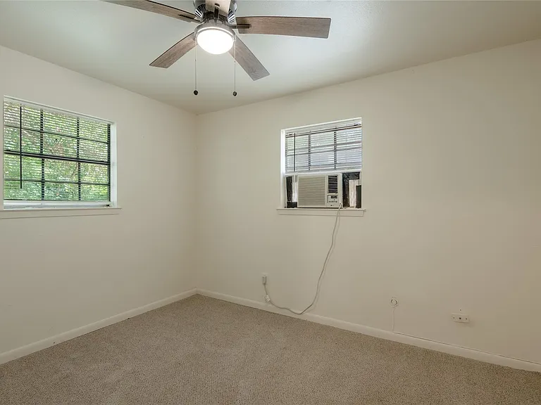 712 Cline St #D — Photo 16
