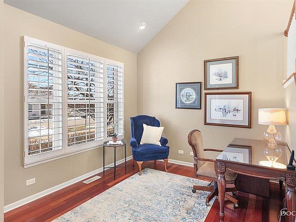 3rd image of 2015 Glenwood Cir #B