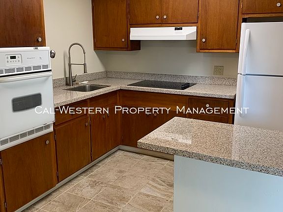 4th image of 825 San Juan Dr