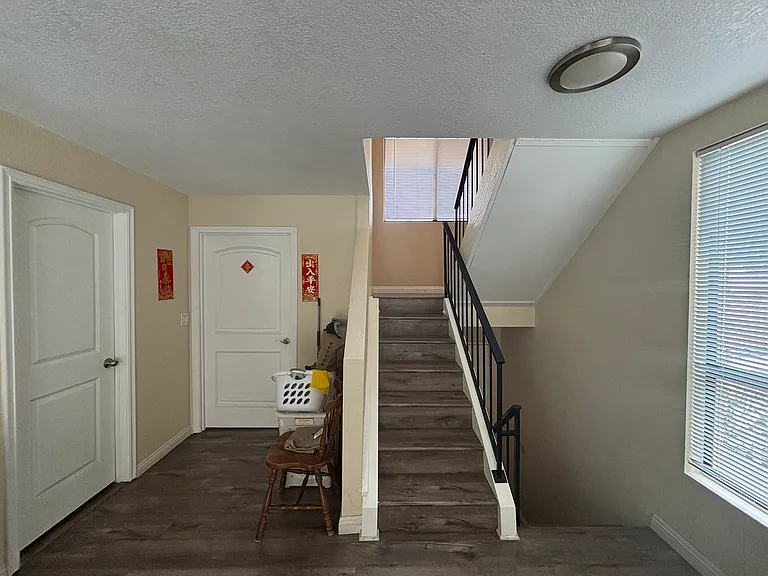 1030 S Garfield Ave — Photo 8