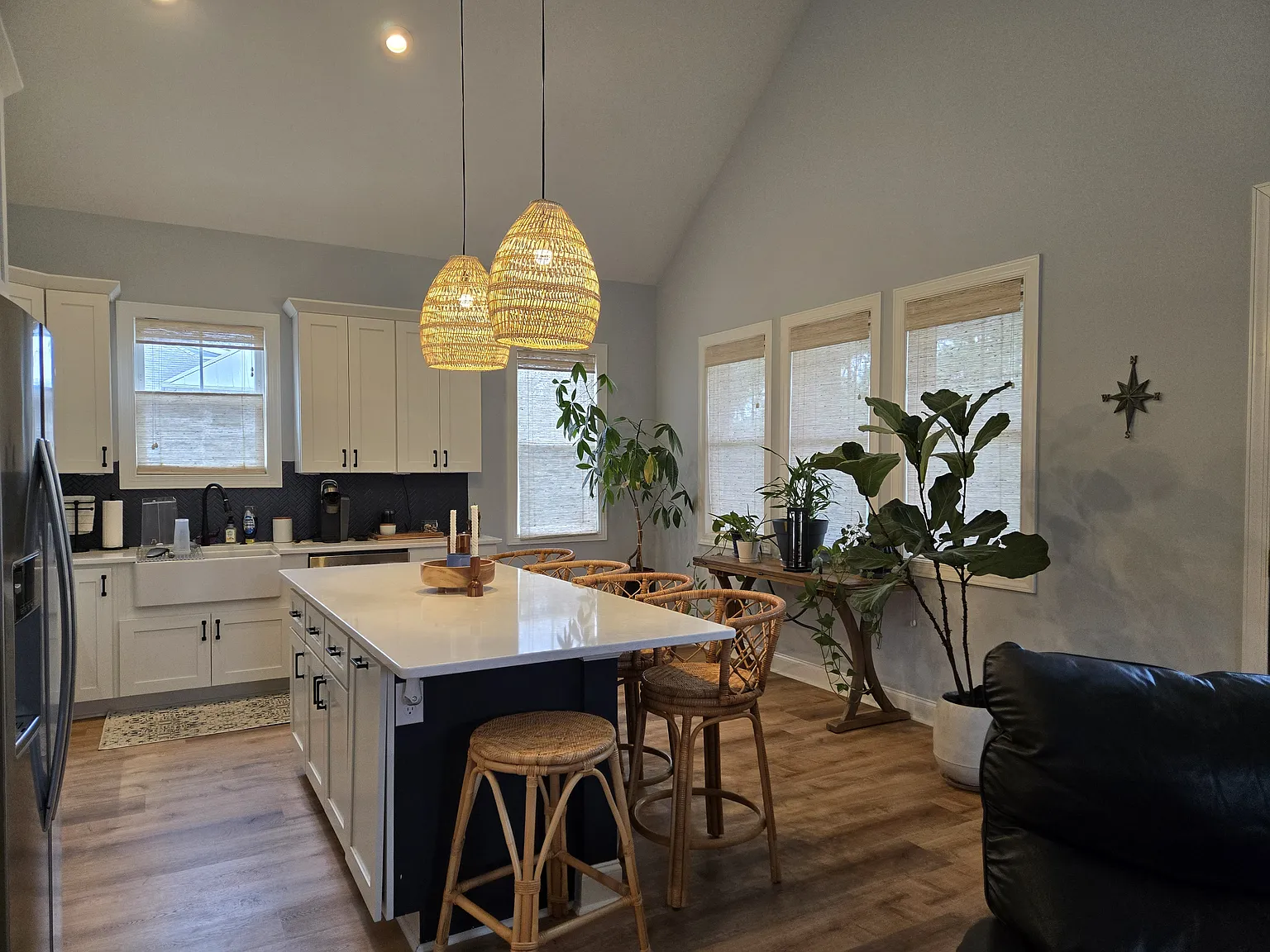 3 bed, 1632 sqft, $2,700 — Photo 3