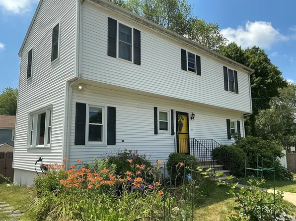 42 Dewey Ave, Brockton, MA 02301