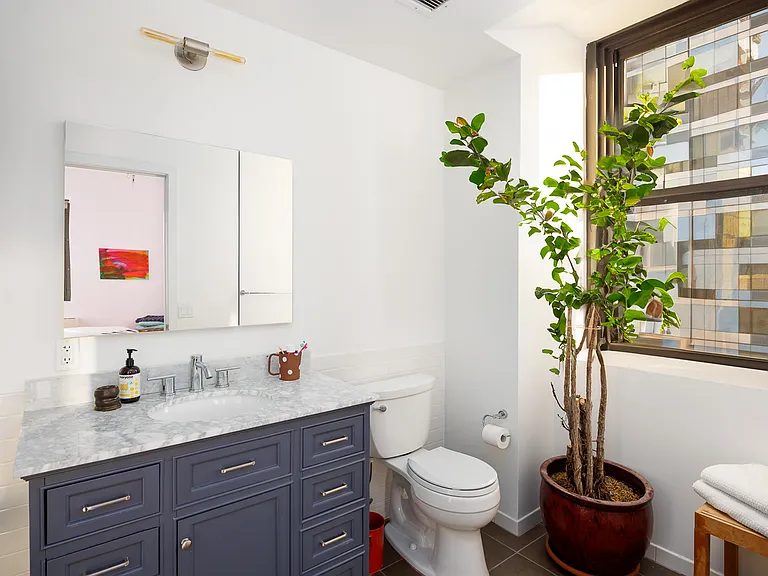 365 Bridge St #17A — Photo 12