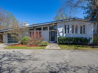 2 Parmbelle Cres, Toronto, ON M3A 3G6