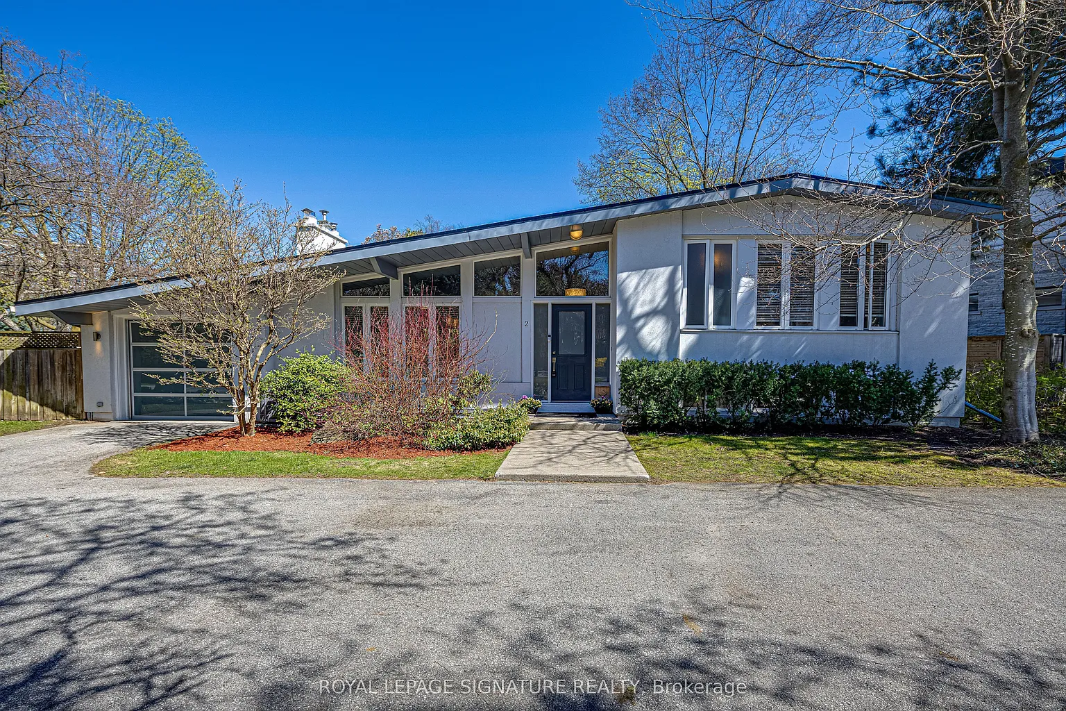 2 Parmbelle Cres photo 1