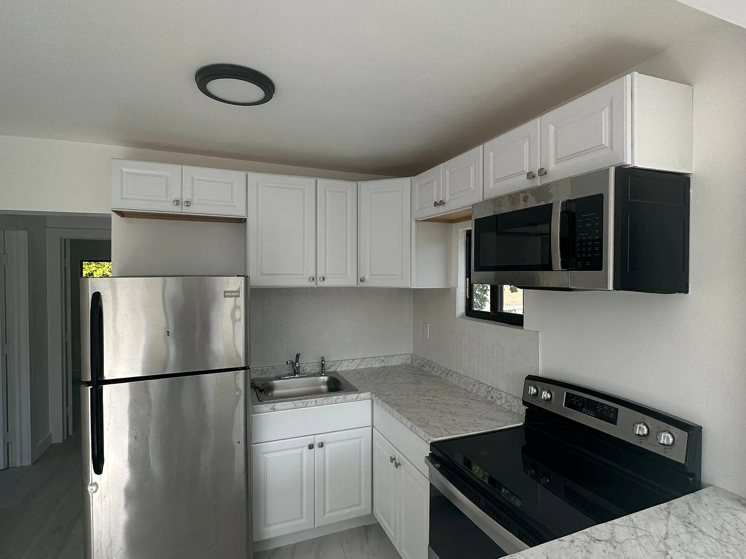 2 bed, 675 sqft, $2,000 — Photo 4