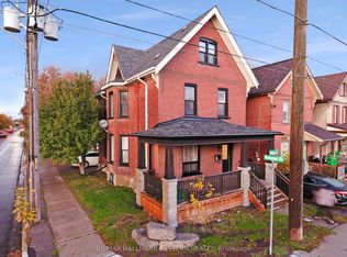 300 Wolfe St, Peterborough, ON K9J 2L5