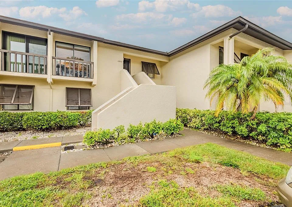 4582 Longwater Chase E #62
