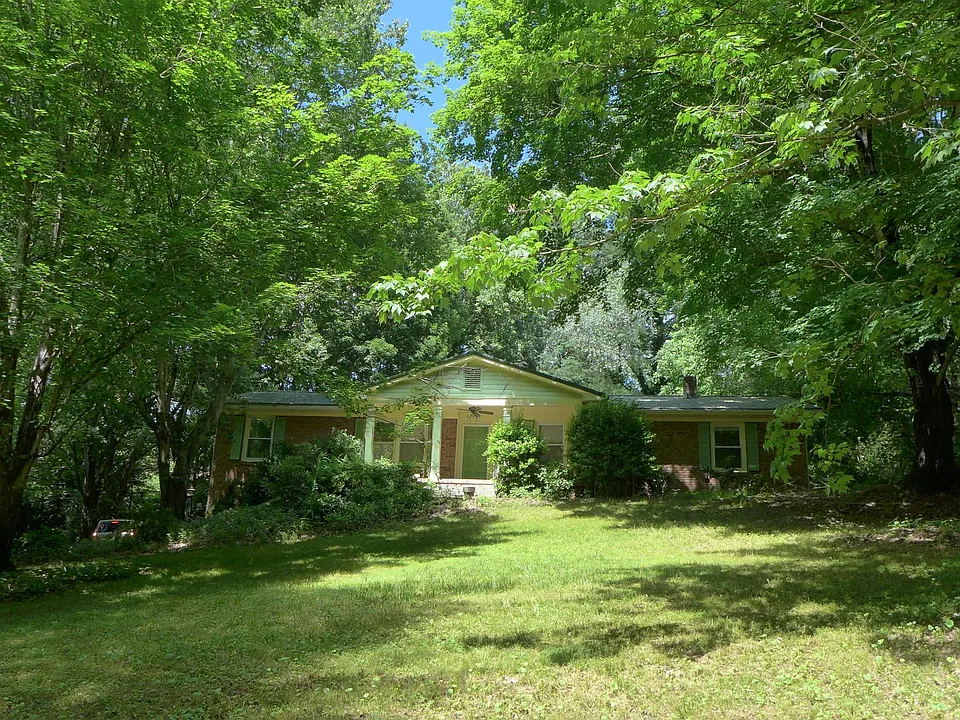 41 Fieldcrest Cir