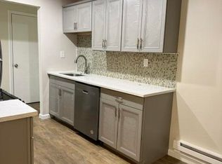 31 Meadow Green Cir Unit C, Manalapan, NJ 07726