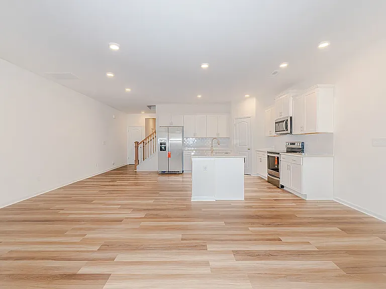 317 Planters Trace Ln — Photo 6