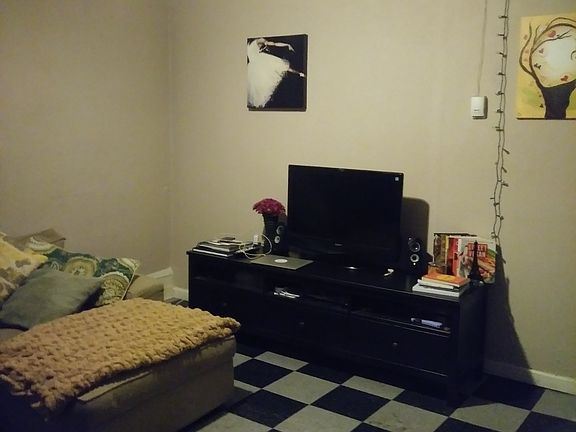 4th image of 62 Wallis Ave #1