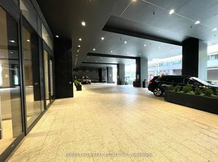 488 University Ave #3410, Toronto, ON M5G 0C1